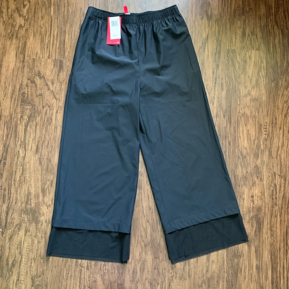 IC Collection Cropped Straight Leg Double Layered Mesh Hem pull- on pants - Picture 9 of 14